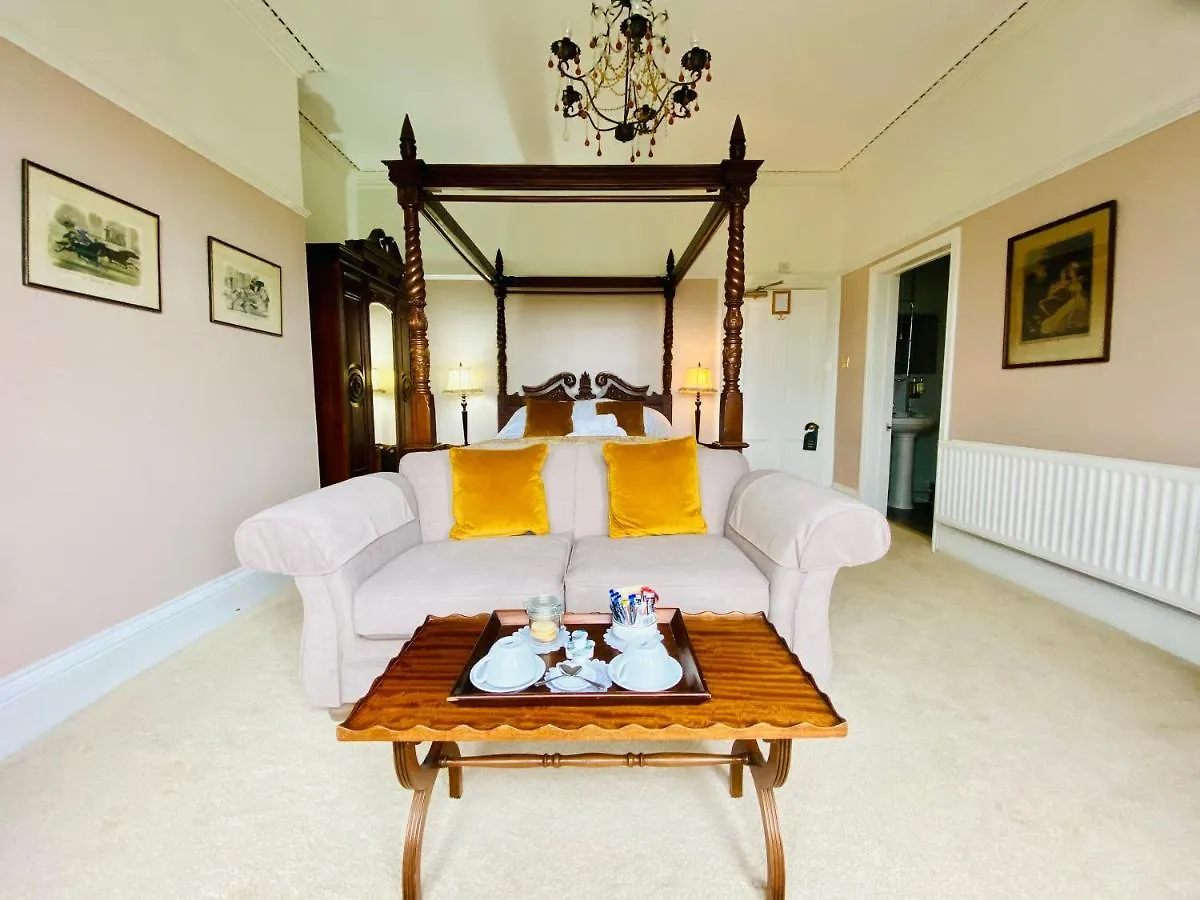 Ashmount Country House Haworth 5*,  United Kingdom