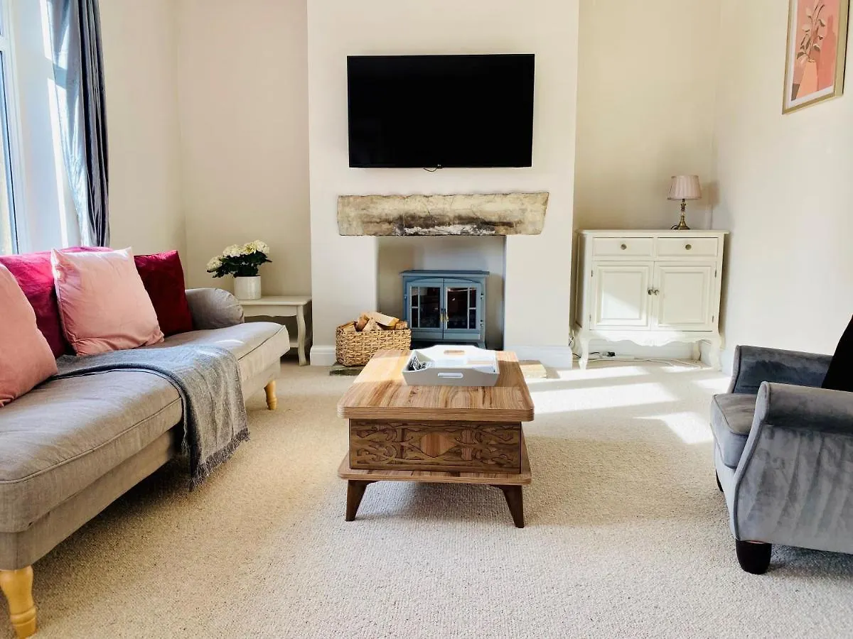 Ashmount Country House Haworth 5*,